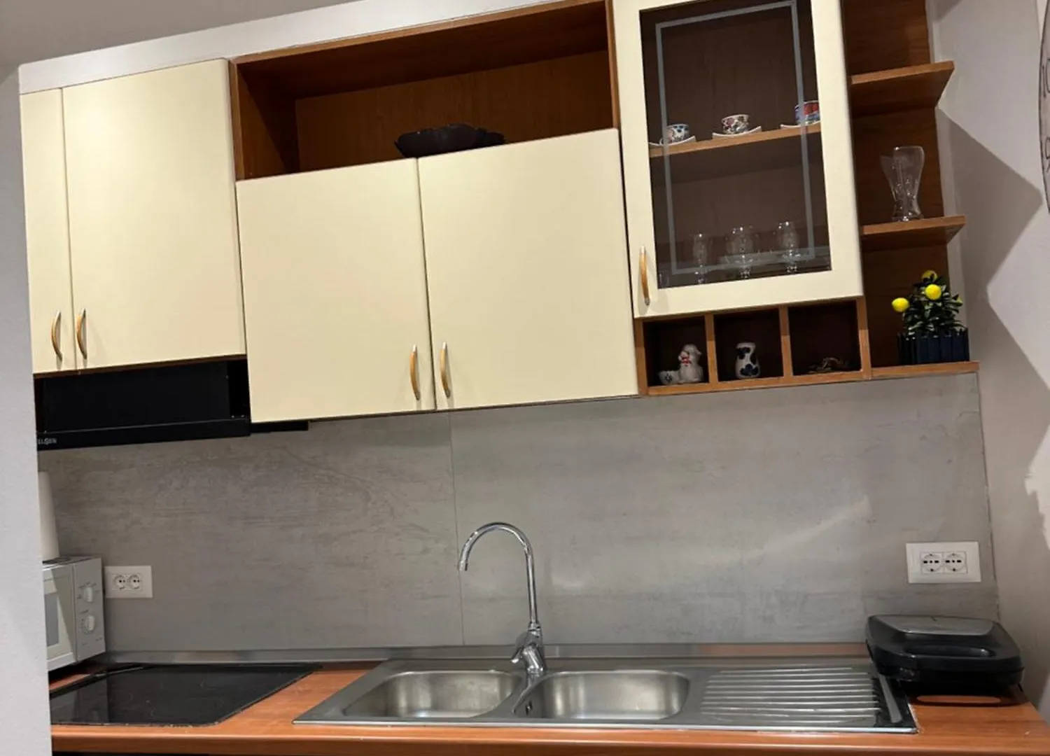 Apartment Tirana Home